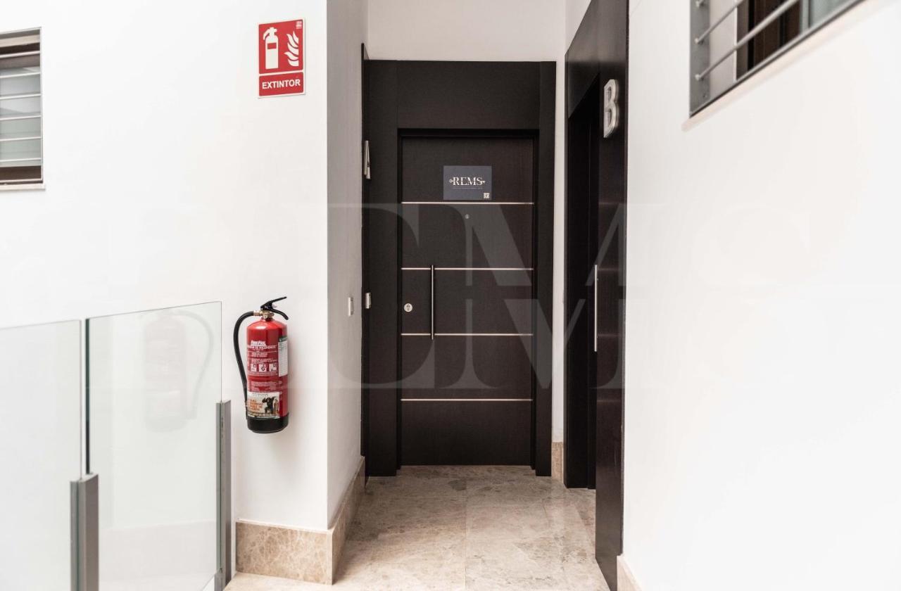 Dreamy Mediterranean Apartment With Parking - Center By Rems مالقة المظهر الخارجي الصورة